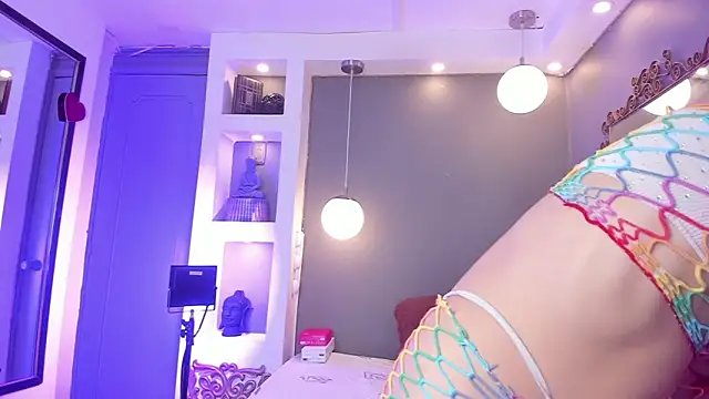 Alana Martinez  online show from 03-19-26, 08:24