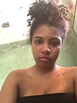 Lorennapires online show from 01-08-26, 06:54