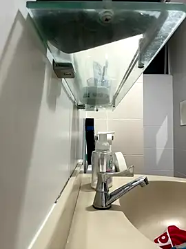 kisserzz online show from 11-07-25, 04:51