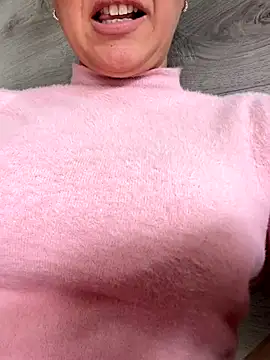 Daiana Andra online show from 11-10-25, 10:03