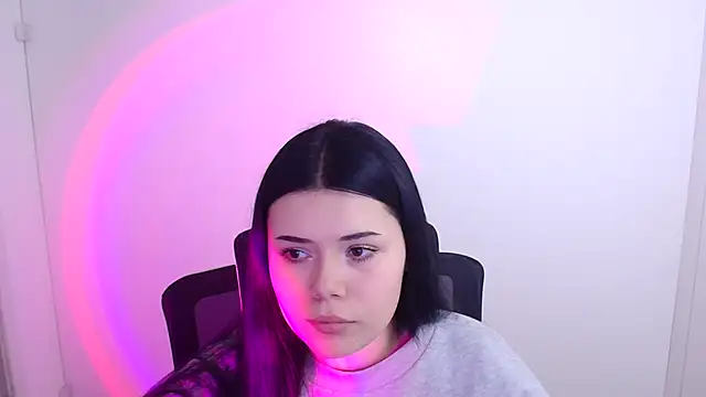 Mona Esty online show from 10-09-25, 05:22