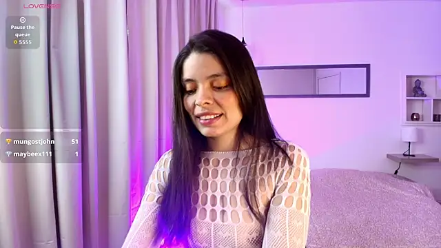 Snapshot of victoria_stern chatting on 10-04-25, 12:14 victoria stern online show from 10-04-25, 12:14