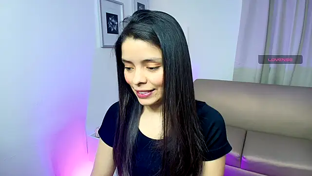 Snapshot of victoria_stern chatting on 10-14-25, 12:28 victoria stern online show from 10-14-25, 12:28
