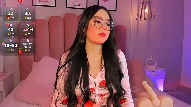 mara swan  online show from 02-15-26, 04:03