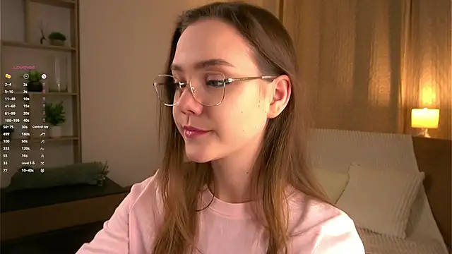 SweetSaraPie online show from 02-15-26, 06:04