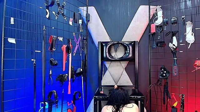 MrKiara Queen BDSM  online show from 10-15-25, 01:00