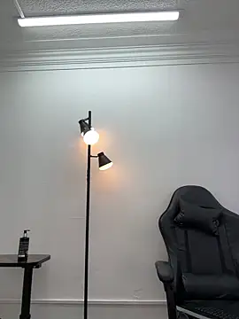 Snapshot of _Sarita_1 chatting on 11-18-25, 02:28 Sarita 1 online show from 11-18-25, 02:28