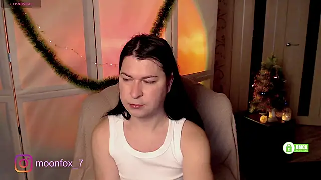 Snapshot of micromouse_mo chatting on 01-02-25, 07:40 micromouse mo online show from 01-02-25, 07:40