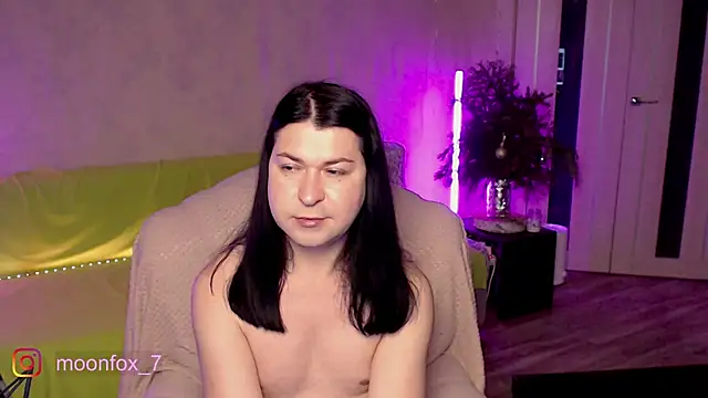 Snapshot of micromouse_mo chatting on 01-05-26, 11:30 micromouse mo online show from 01-05-26, 11:30