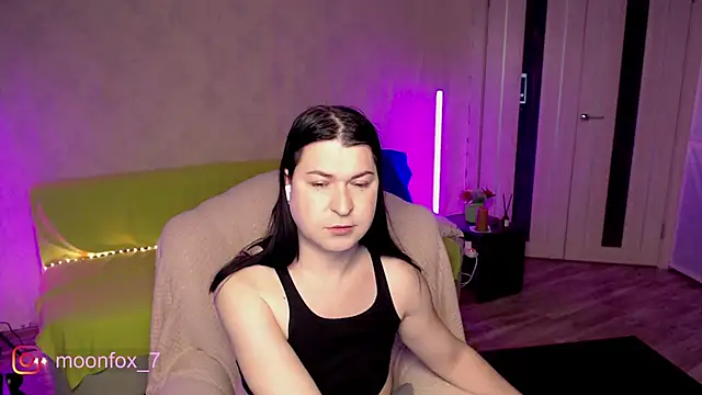 Snapshot of micromouse_mo chatting on 02-11-26, 02:05 micromouse mo online show from 02-11-26, 02:05