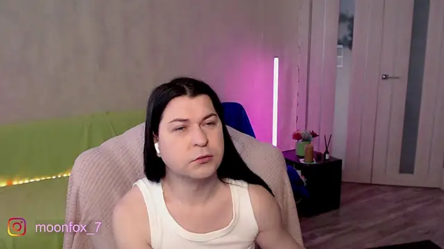 Snapshot of micromouse_mo chatting on 02-23-26, 08:33 micromouse mo online show from 02-23-26, 08:33