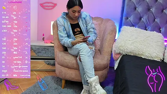 Lalitaswwet online show from 11-21-25, 12:04