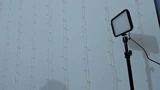 Snapshot of lili_latina47 chatting on 10-28-25, 01:20 lili latina47 online show from 10-28-25, 01:20