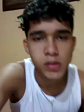 Snapshot of Mrdante23 chatting on 10-04-25, 01:03 Mrdante23 online show from 10-04-25, 01:03