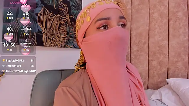  alishaa c online show from 10-28-25, 08:07