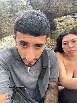 Snapshot of sofiandnick_smith chatting on 12-13-25, 08:14 sofiandnick smith online show from 12-13-25, 08:14