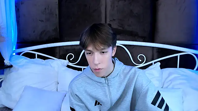 MarkBranston online show from 11-16-25, 10:43