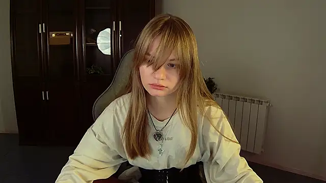 Snapshot of swag_evalution chatting on 10-15-25, 01:33 swag evalution online show from 10-15-25, 01:33