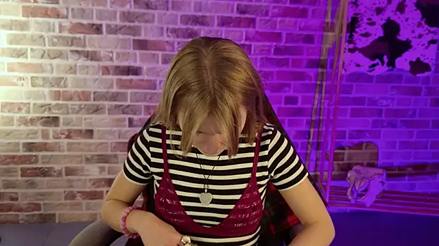 Snapshot of swag_evalution chatting on 10-16-25, 08:37 swag evalution online show from 10-16-25, 08:37