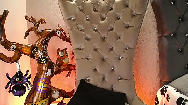 MateoMitchell online show from 10-28-25, 04:38