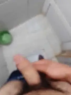 Snapshot of Iuhggikk chatting on 10-03-25, 02:03 Iuhggikk online show from 10-03-25, 02:03