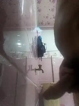 Snapshot of Iuhggikk chatting on 10-04-25, 02:04 Iuhggikk online show from 10-04-25, 02:04