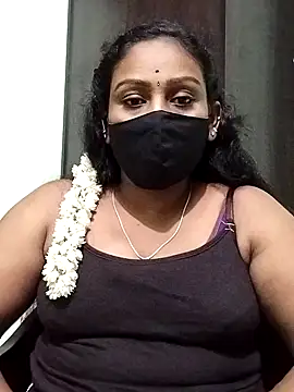 Snapshot of tamil_Monisha chatting on 10-21-25, 05:24 tamil Monisha online show from 10-21-25, 05:24