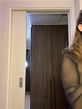 Snapshot of AvaMaddisson chatting on 02-12-26, 03:56 AvaMaddisson online show from 02-12-26, 03:56