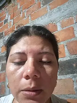 Snapshot of lady_and_charly chatting on 01-15-26, 01:10 lady and charly online show from 01-15-26, 01:10