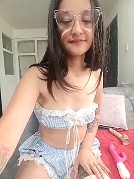 Ana Monrrow2 online show from 10-27-25, 04:11