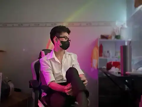 Wuza-H online show from 10-13-25, 09:09