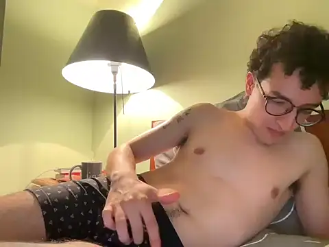 Snapshot of Poeta98@xh chatting on 10-16-25, 05:58 Poeta98xh online show from 10-16-25, 05:58