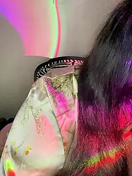 RoxxBlu online show from 10-13-25, 04:45