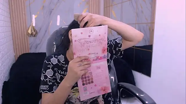 Snapshot of neiti_milk chatting on 12-04-25, 02:32 neiti milk online show from 12-04-25, 02:32