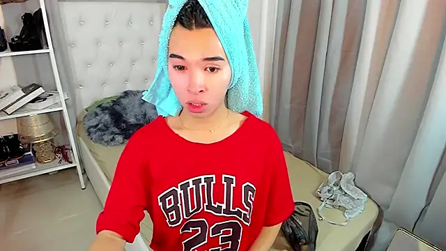 Yourdreamgoddess online show from 11-28-25, 04:09