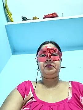 Snapshot of misti02 chatting on 10-25-25, 11:21 misti02 online show from 10-25-25, 11:21