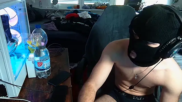 WolkenJunge2006 online show from 10-24-25, 12:12