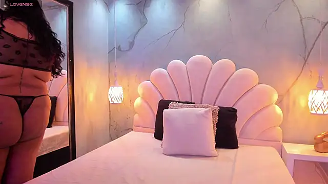 CatalinaCoopper online show from 10-24-25, 05:15