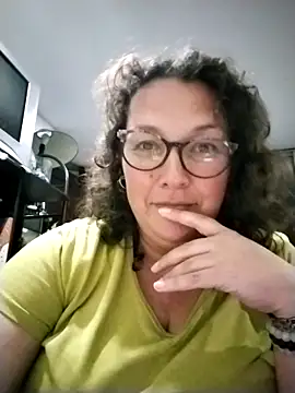 -saraqueen- online show from 11-09-25, 05:17