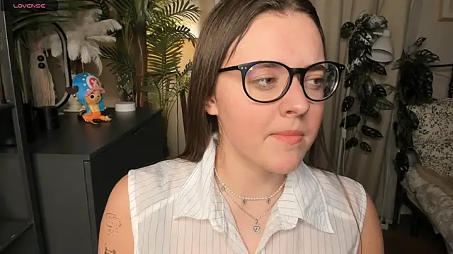 ThelmaJusto online show from 02-12-26, 03:29