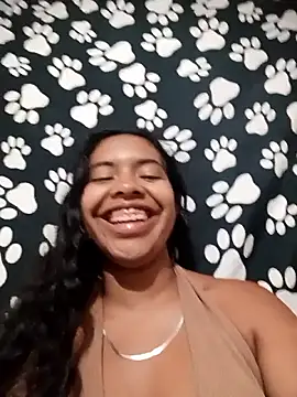 Snapshot of Amayavaldes chatting on 10-27-25, 05:11 Amayavaldes online show from 10-27-25, 05:11