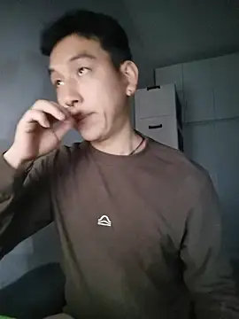 xqcbb 10 online show from 10-27-25, 02:54