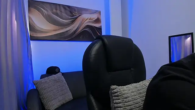 Leoo Miller online show from 02-18-26, 04:41