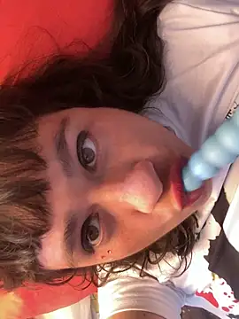 gatitaplop online show from 12-16-25, 08:58