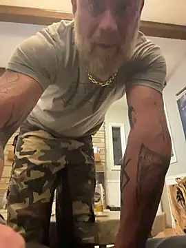 Snapshot of Muscledick40 chatting on 02-07-26, 09:02 Muscledick40 online show from 02-07-26, 09:02