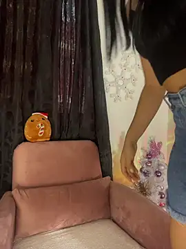 AlannaDollx online show from 12-20-25, 04:58