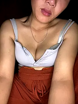 Snapshot of Pii_x chatting on 10-09-25, 12:30 Pii x online show from 10-09-25, 12:30