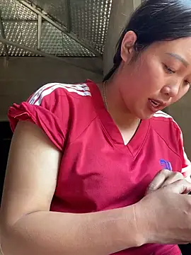 Snapshot of Pii_x chatting on 11-27-25, 02:02 Pii x online show from 11-27-25, 02:02