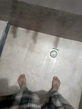 Snapshot of pn12345 chatting on 10-15-25, 11:43 pn12345 online show from 10-15-25, 11:43