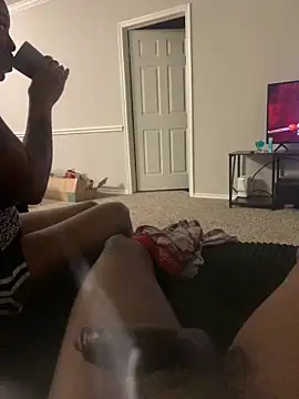 Snapshot of spadesxl chatting on 12-18-25, 05:35 spadesxl online show from 12-18-25, 05:35